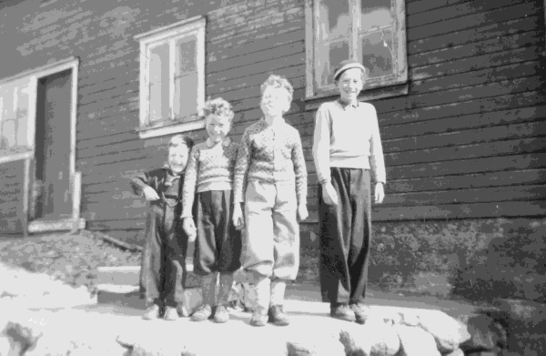 Barn - eldre dato (ca. 1955)